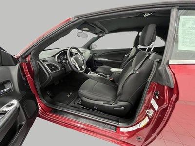 2013 Chrysler 200 2dr Conv Touring