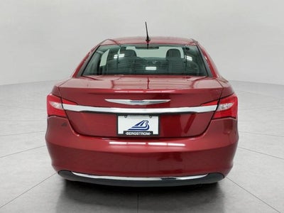 2012 Chrysler 200 4dr Sdn Touring