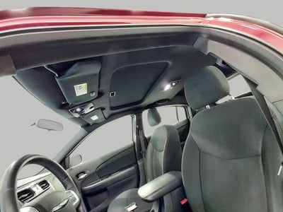 2012 Chrysler 200 4dr Sdn Touring