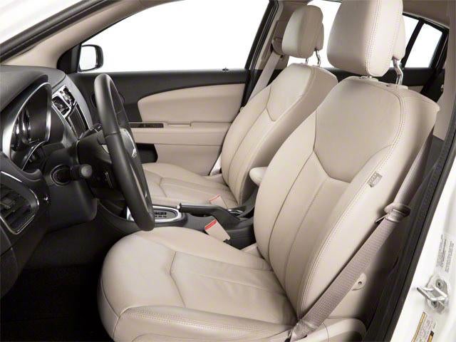 2012 Chrysler 200 4dr Sdn Touring