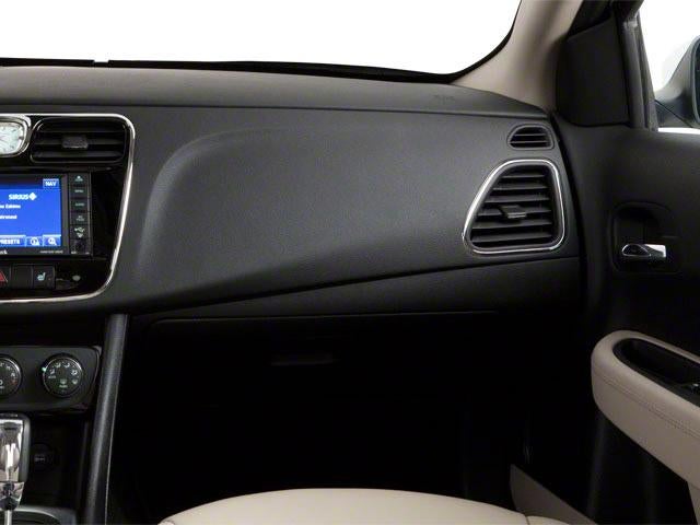 2012 Chrysler 200 4dr Sdn Touring