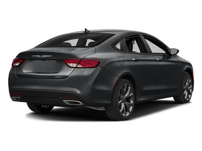 2016 Chrysler 200 4dr Sdn Touring FWD