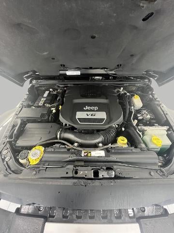 2015 Jeep Wrangler Unlimited 4WD 4dr Sahara