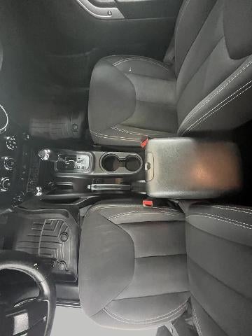 2015 Jeep Wrangler Unlimited 4WD 4dr Sahara