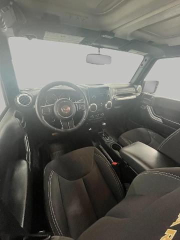 2015 Jeep Wrangler Unlimited 4WD 4dr Sahara