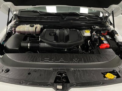2025 RAM 1500 Big Horn 4x4 Crew Cab 5'7" Box