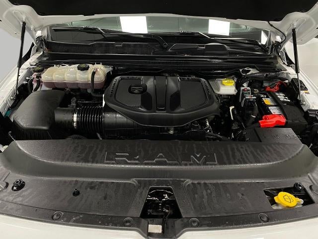 2025 RAM 1500 Big Horn 4x4 Crew Cab 5'7" Box