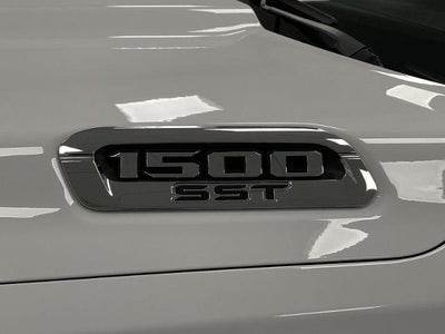 2025 RAM 1500 Big Horn 4x4 Crew Cab 5'7" Box