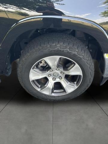 2021 RAM 1500 Laramie 4x4 Crew Cab 5'7" Box