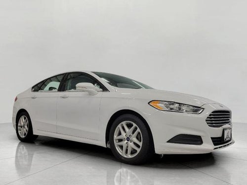 2016 Ford Fusion 4dr Sdn SE FWD