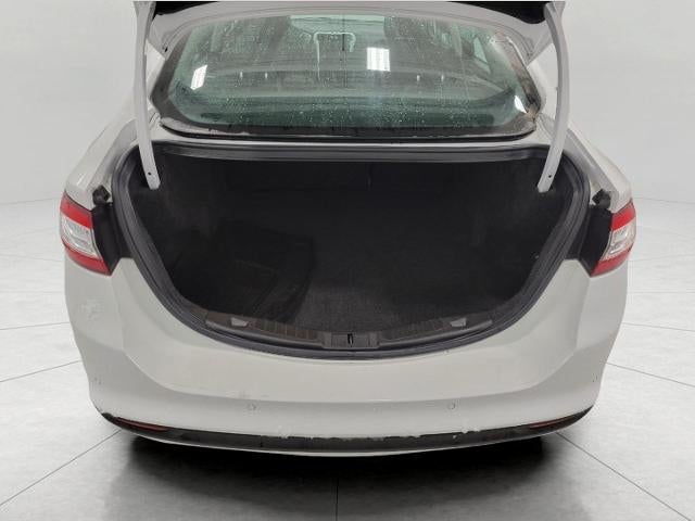 2016 Ford Fusion 4dr Sdn SE FWD