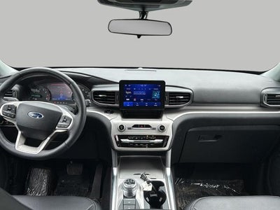 2024 Ford Explorer XLT 4WD