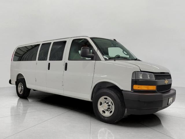 2025 Chevrolet Express Passenger 3500 Extended Wheelbase Rear-Wheel Drive 1LS