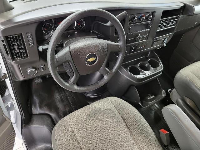 2025 Chevrolet Express Passenger 3500 Extended Wheelbase Rear-Wheel Drive 1LS
