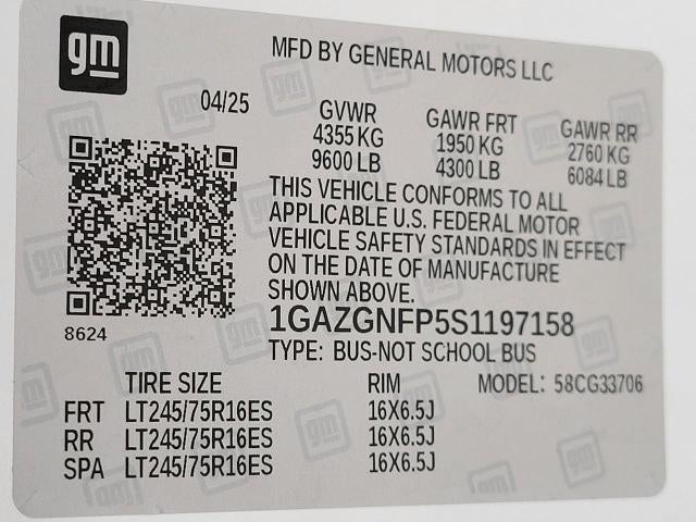 2025 Chevrolet Express Passenger 3500 Extended Wheelbase Rear-Wheel Drive 1LS