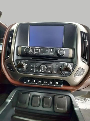 2018 Chevrolet Silverado 2500 HD Crew Cab Standard Box 4-Wheel Drive High Country