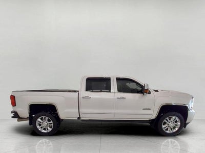 2018 Chevrolet Silverado 2500 HD Crew Cab Standard Box 4-Wheel Drive High Country