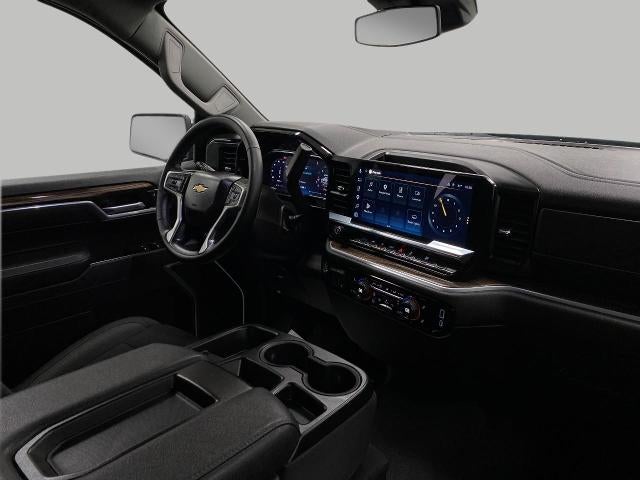 2026 Chevrolet Silverado 1500 Crew Cab Short Box 4-Wheel Drive LT 2FL