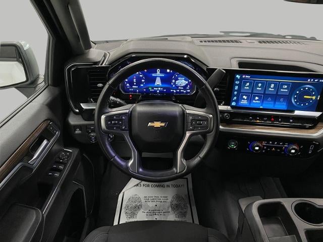 2022 Chevrolet Silverado 1500 Crew Cab Short Box 4-Wheel Drive LT 1LT