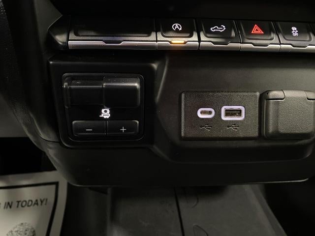2022 Chevrolet Silverado 1500 LTD Crew Cab Short Box 4-Wheel Drive RST All Star Edition