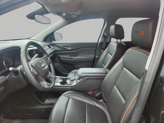 2023 GMC Acadia AWD AT4