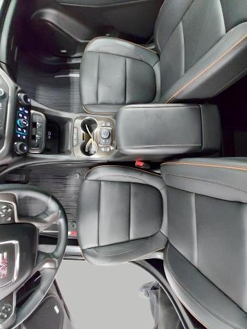 2023 GMC Acadia AWD AT4
