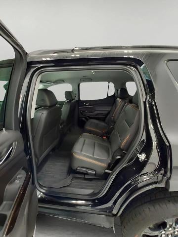 2023 GMC Acadia AWD AT4