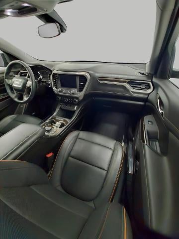 2023 GMC Acadia AWD AT4
