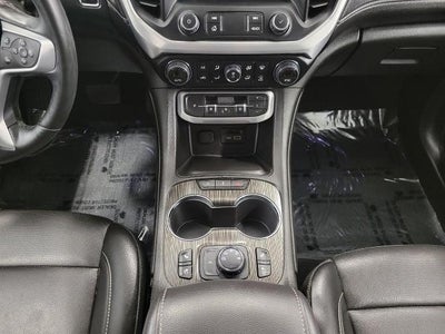 2023 GMC Acadia AWD SLT