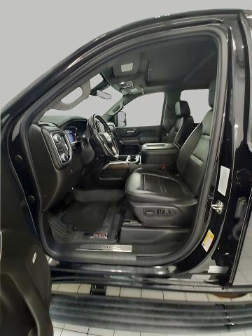 2022 GMC Sierra 3500 HD Crew Cab Standard Box 4-Wheel Drive Denali
