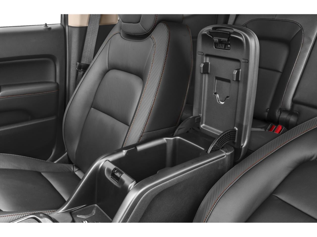 2022 GMC Canyon Crew Cab Long Box 4-Wheel Drive AT4 w/Cloth
