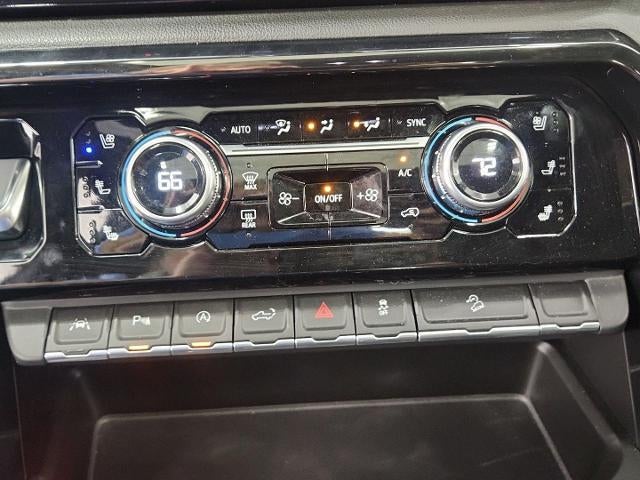 2023 GMC Sierra 1500 Crew Cab Short Box 4-Wheel Drive AT4