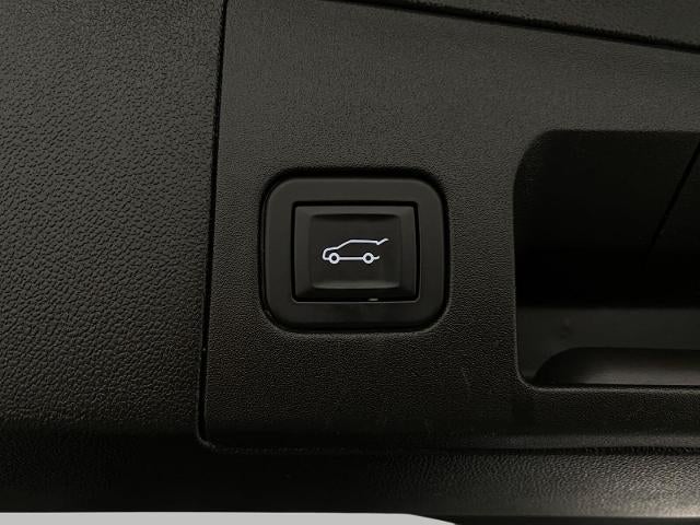 2025 Cadillac XT5 AWD 4dr Luxury