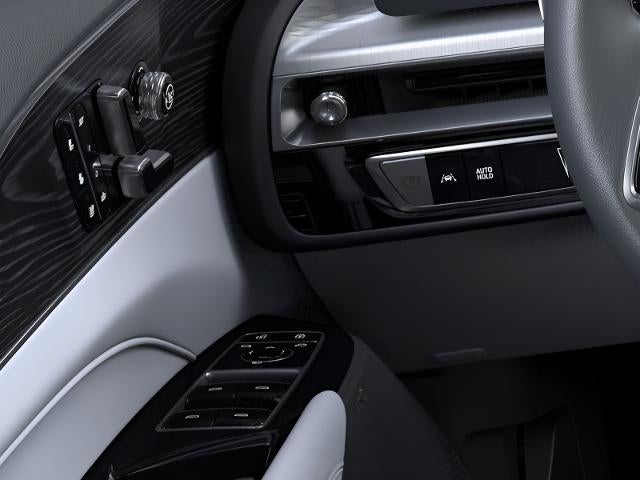 2025 Cadillac LYRIQ 4dr Luxury w/1SE