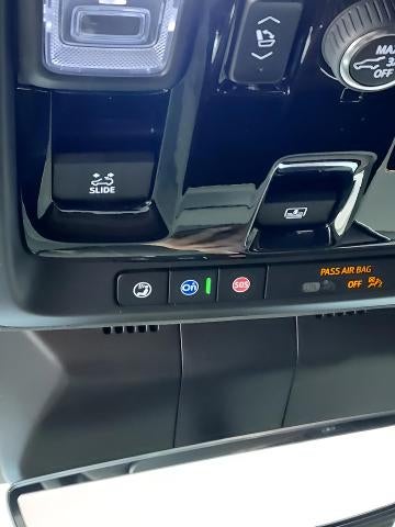 2025 Cadillac Escalade 4WD Sport Platinum
