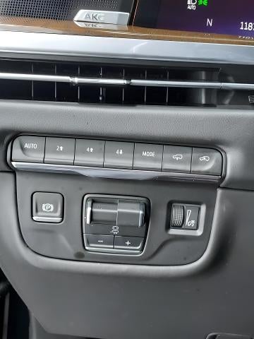 2025 Cadillac Escalade 4WD Sport Platinum