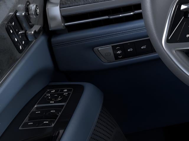 2025 Cadillac ESCALADE IQ AWD Sport 2