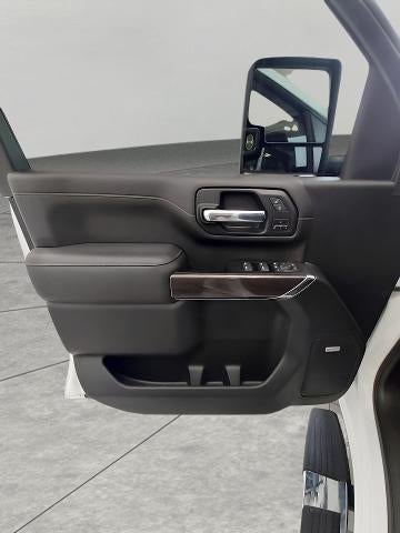 2022 Chevrolet Silverado 3500 HD Crew Cab Standard Box 4-Wheel Drive LTZ