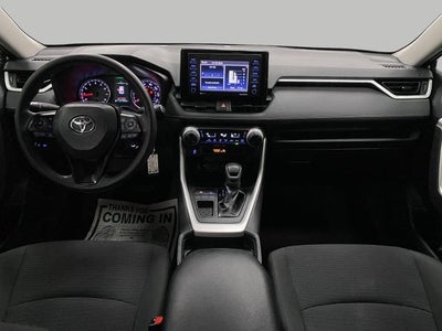 2020 Toyota RAV4 LE FWD (GS)