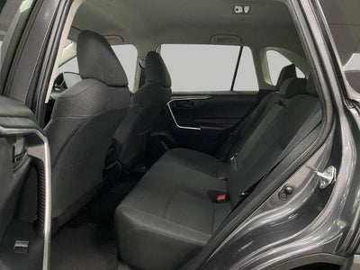 2020 Toyota RAV4 LE FWD (GS)