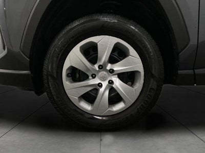 2020 Toyota RAV4 LE FWD (GS)