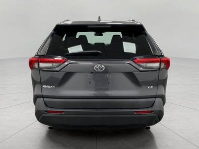 2020 Toyota RAV4 LE FWD (GS)