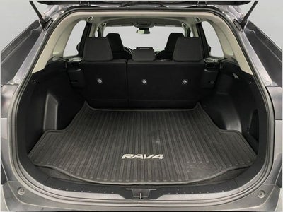 2020 Toyota RAV4 LE FWD (GS)
