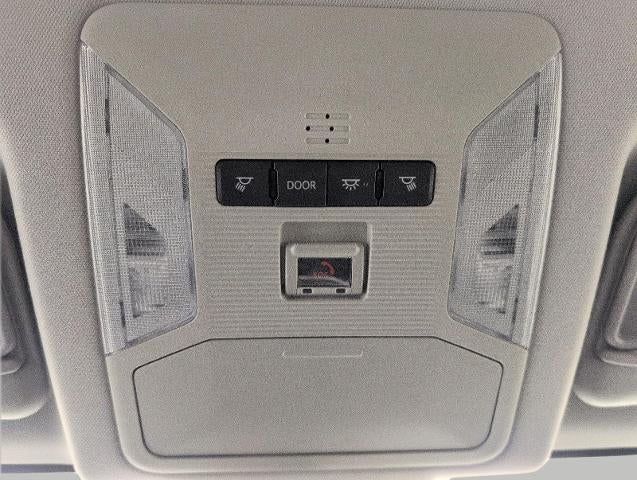 2025 Toyota RAV4 XLE AWD (Natl)