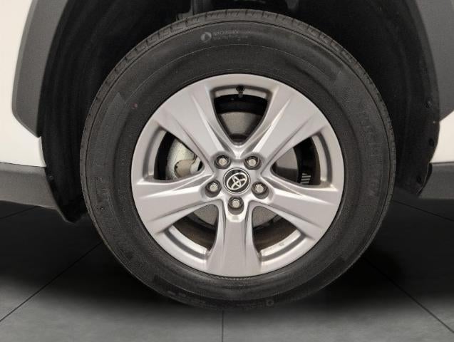 2025 Toyota RAV4 XLE AWD (Natl)
