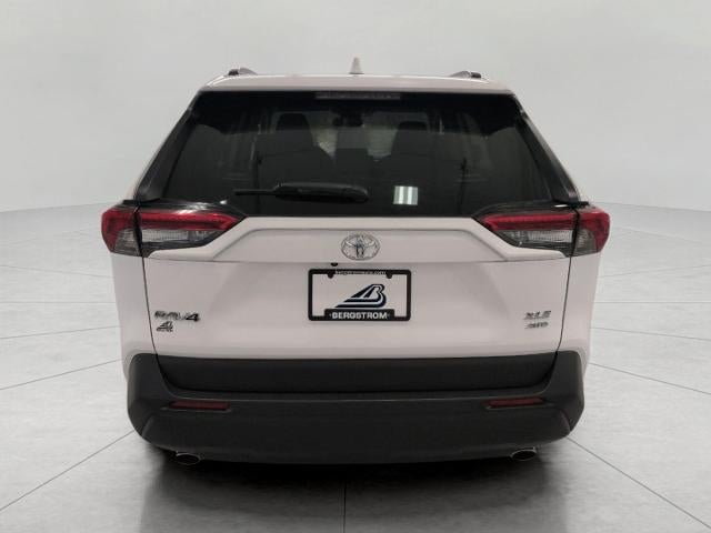 2025 Toyota RAV4 XLE AWD (Natl)