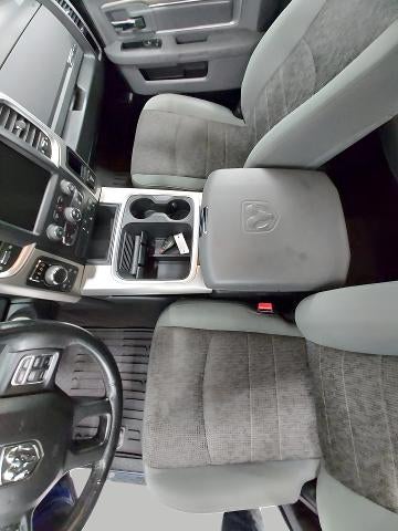 2017 RAM 1500 Big Horn 4x4 Crew Cab 5'7" Box