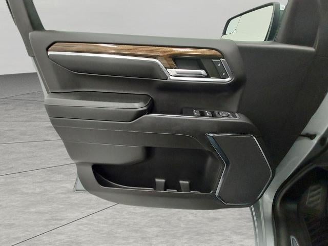 2023 Chevrolet Silverado 1500 Crew Cab Short Box 4-Wheel Drive LT 2FL