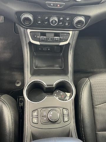 2024 GMC Terrain FWD 4dr SLT