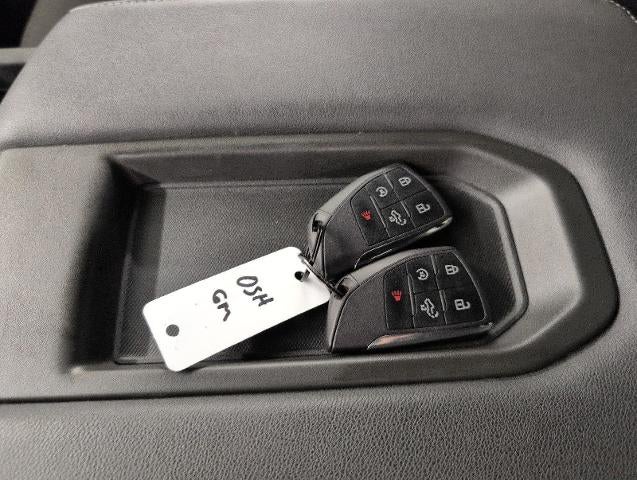 2024 GMC Sierra 1500 Crew Cab Short Box 4-Wheel Drive Elevation 3VL